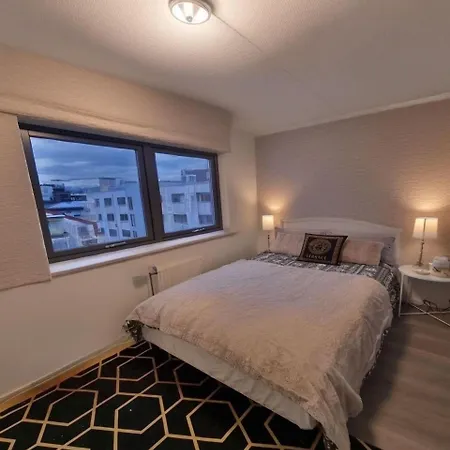 Oslo Central - 3 Bedroom Apartment - Gated Community Exterior photo